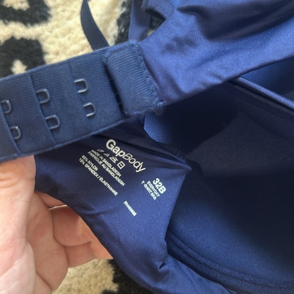 NWT Gap Body T-shirt Bra in navy - Picture 5 of 9